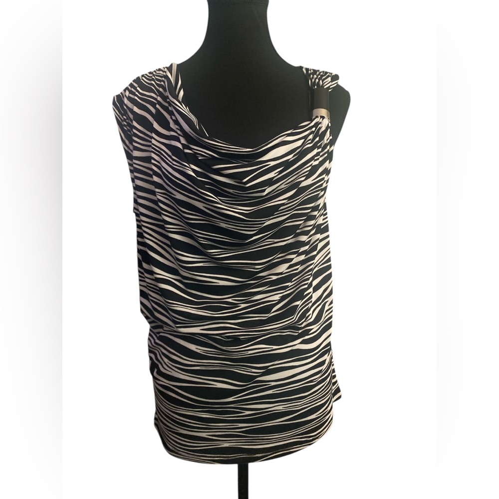 Michael Kors Black and White Ruched Sleeveless Blouse EUC M